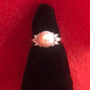 Sterling silver pearl ring with cz